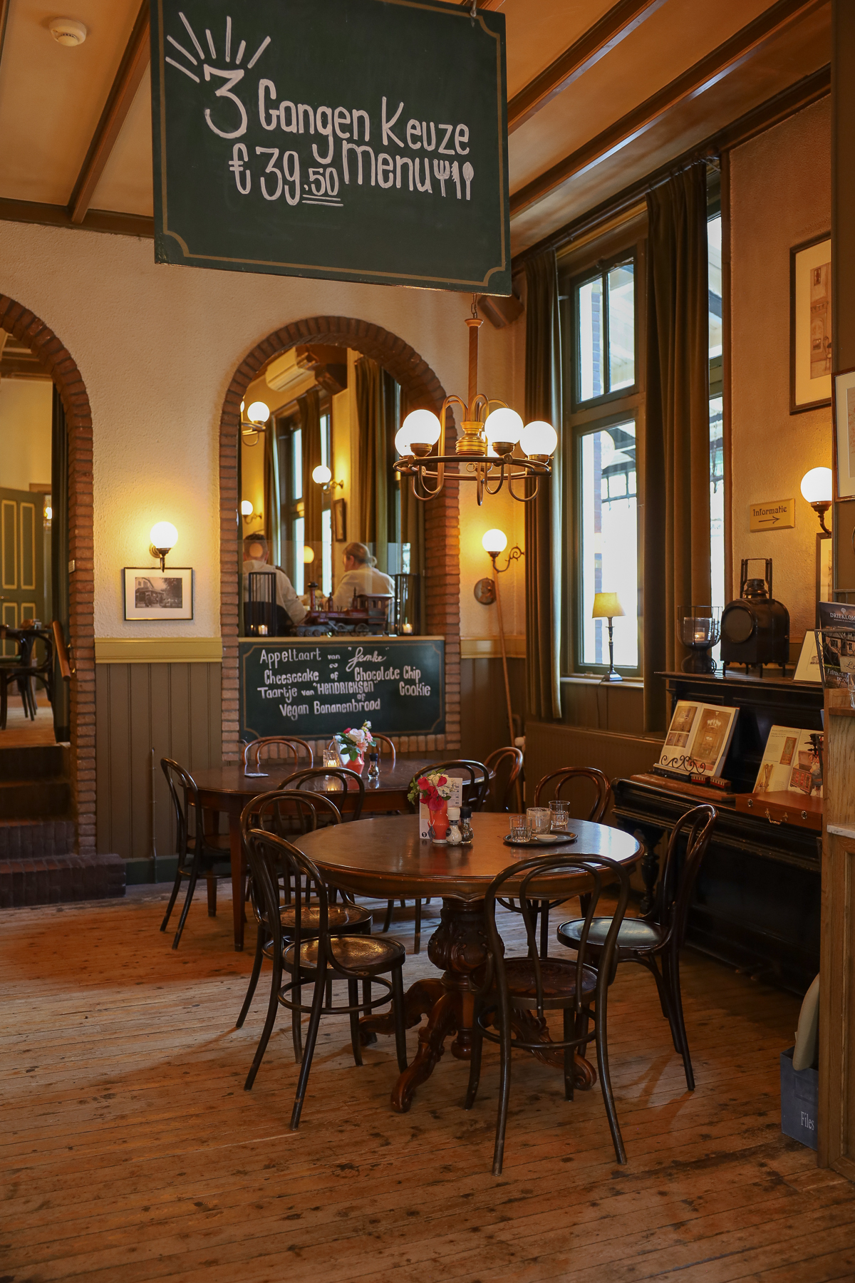 Oude station van Baarn